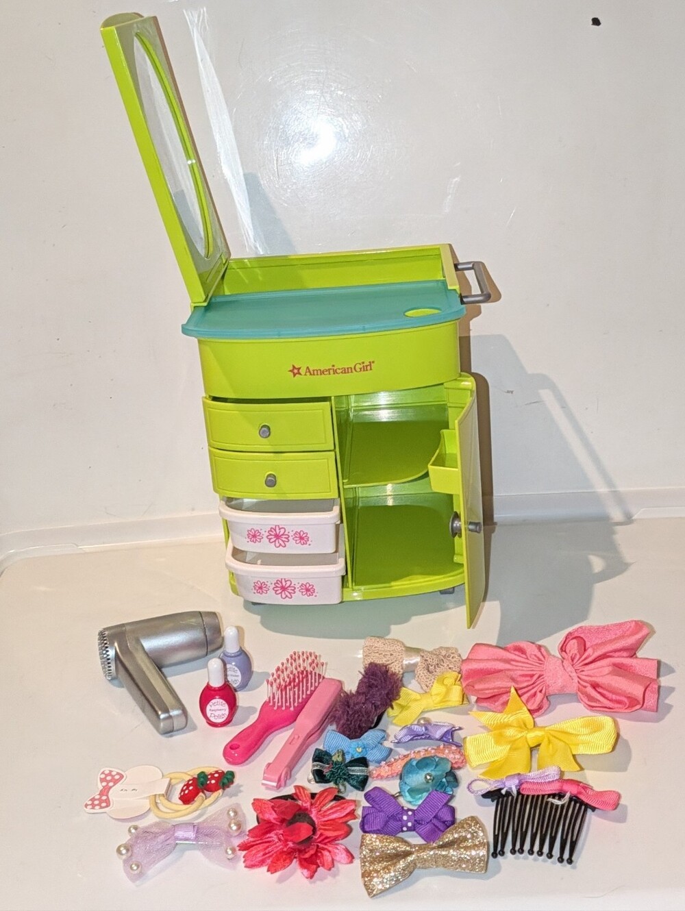 American Girl Hair Care Salon Center Plus Extras